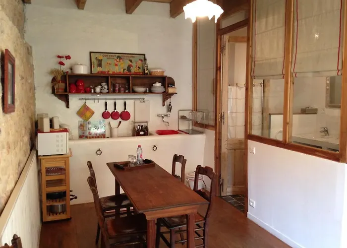 La Ferme Du Dizacre ベッド・アンド・ブレックファスト